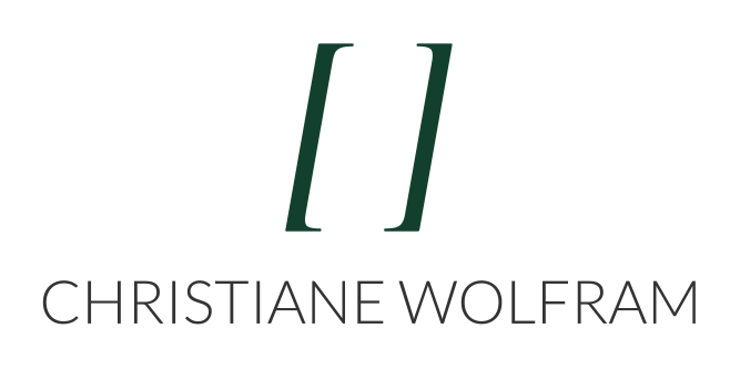 logo v green dark
