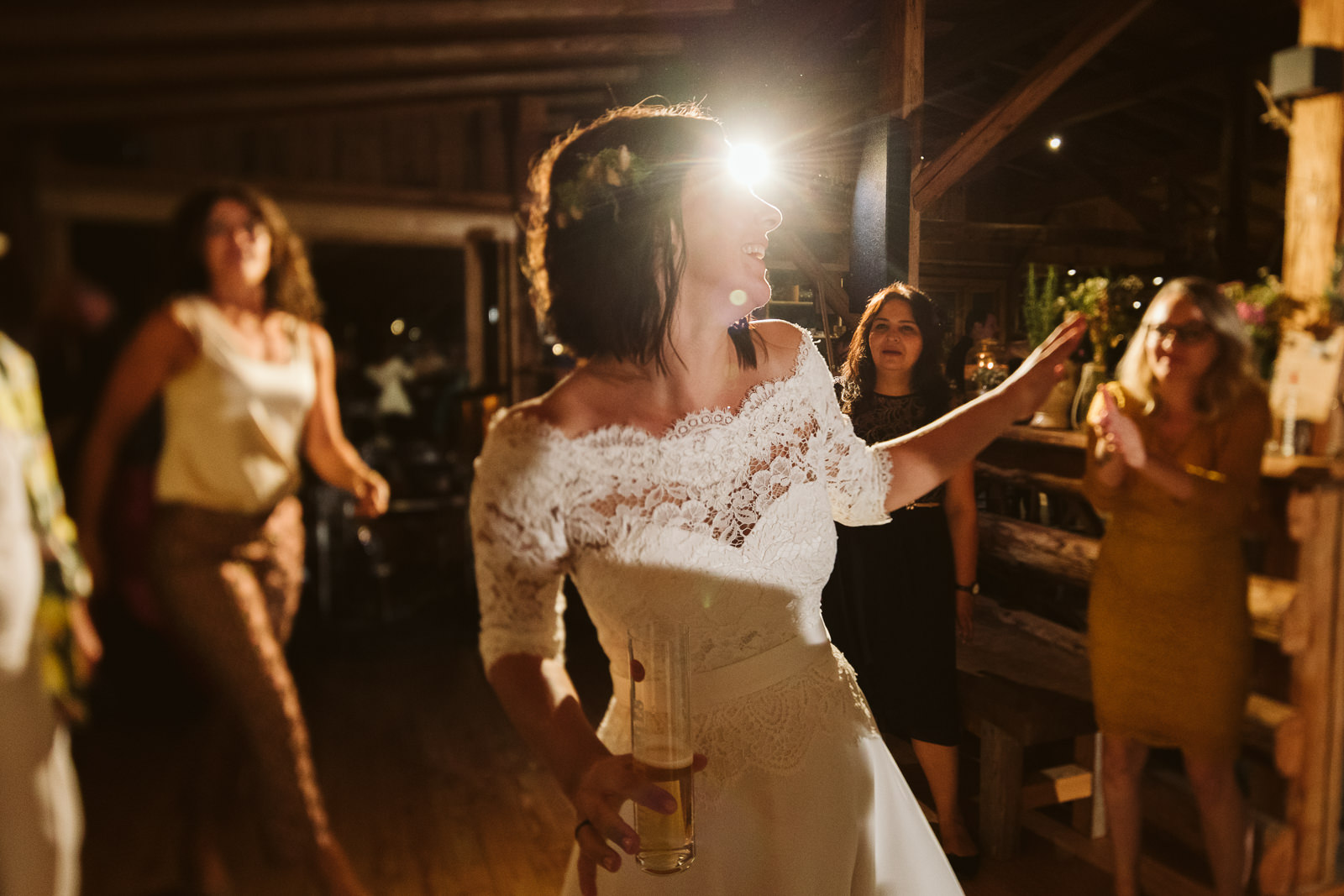 hochzeit heuriger am hochfeld bad schallerbach wels grieskirchen hochzeitsfotografin fotografin christiane wolfram 0086